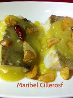 Una foto de Bacalao al pil-pil