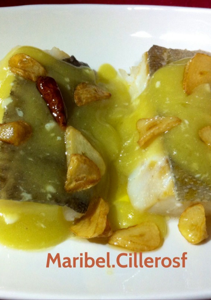 Una foto de Bacalao al pil-pil
