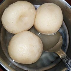 A picture of Rasgulla.