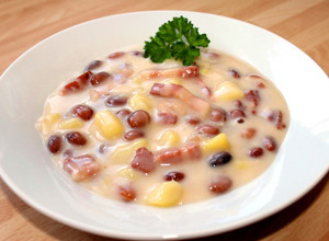 Klasszikus babfőzelék recept fotója