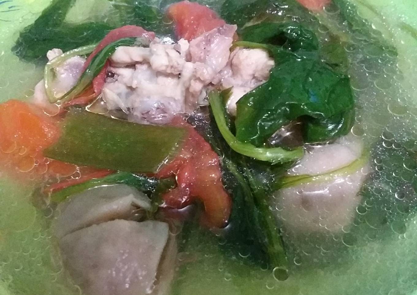 Sup tulangan ayam bakso caisim