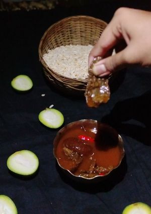 আম তেল (Aam tel recipe in bengali) রেসিপির প্রধান ছবি
