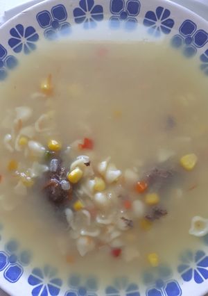 Una foto de Una sopa muy sencilla de menudencias de pollo