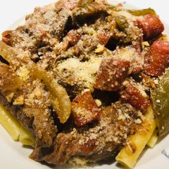A picture of Garlicky Steak with Pepperoni Bites.