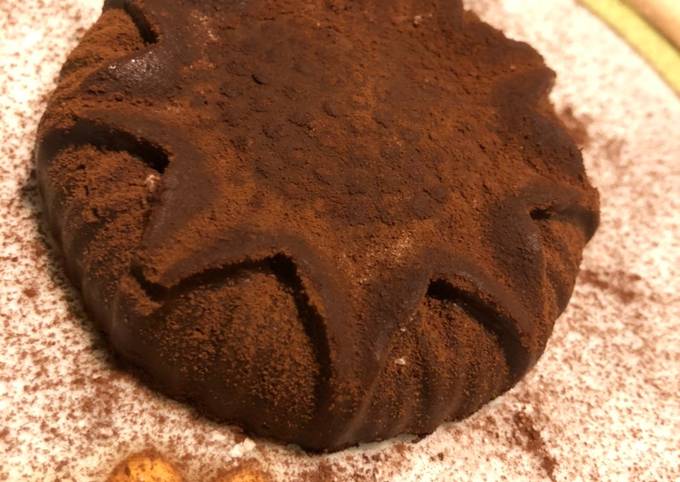 Ricetta di Qualsiasi notte della settimana Budino di cachi e cioccolato 🍑🍫