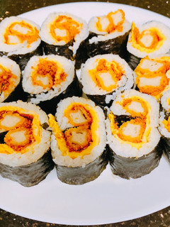 氣炸雞塊魚鬆蛋壽司 的食譜成品照片