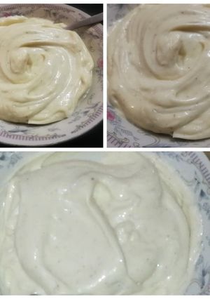 A picture of Homemade garlic mayo.