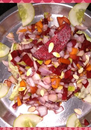 A picture of Vegetable salad.