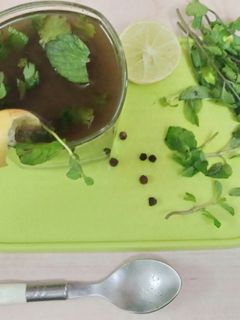 દૂધી - ફુદીના નો જ્યુસ (Dudhi Fudina Juice Recipe In Gujarati) રેસીપી મુખ્ય ફોટો