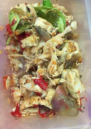 Foto resep Ayam suwir daun jeruk