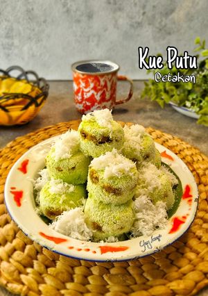 Foto resep Kue Putu Pakai Cetakan