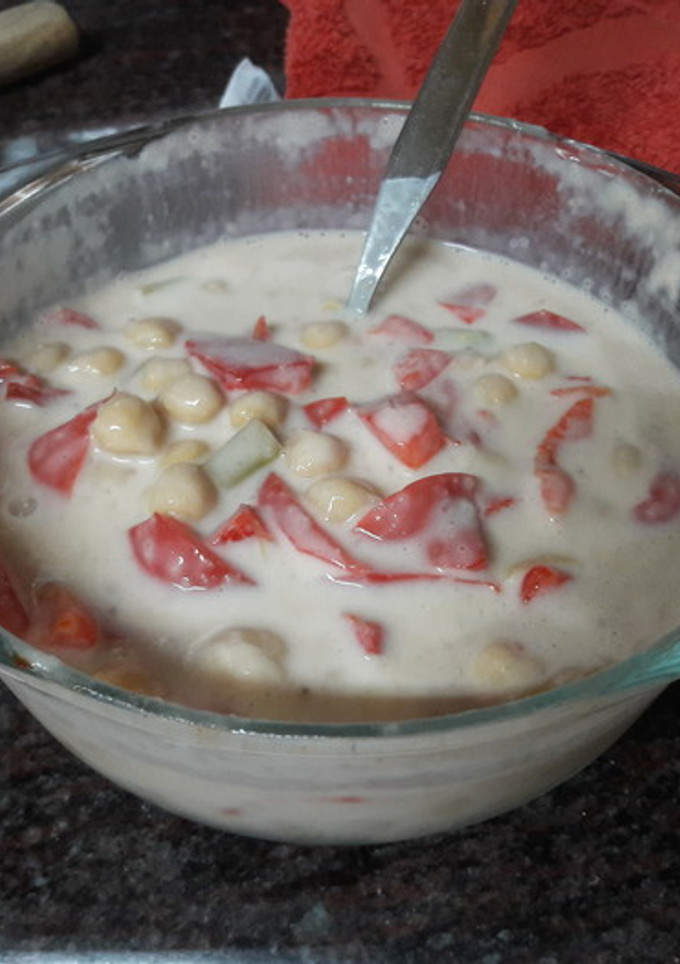 Una foto de 🇷🇺 Ensaladilla rusa vegana con mayonesa líquida 🥗
