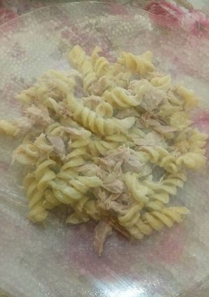 Una foto de Fideos con atún y queso crema
