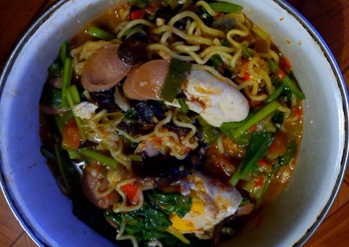 Yuk intip, Resep praktis bikin Indomie sayur kuah pedas  lezat