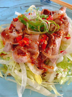 日式麻醬沙拉拌肉片(15分鐘涼拌料理) 的食譜成品照片