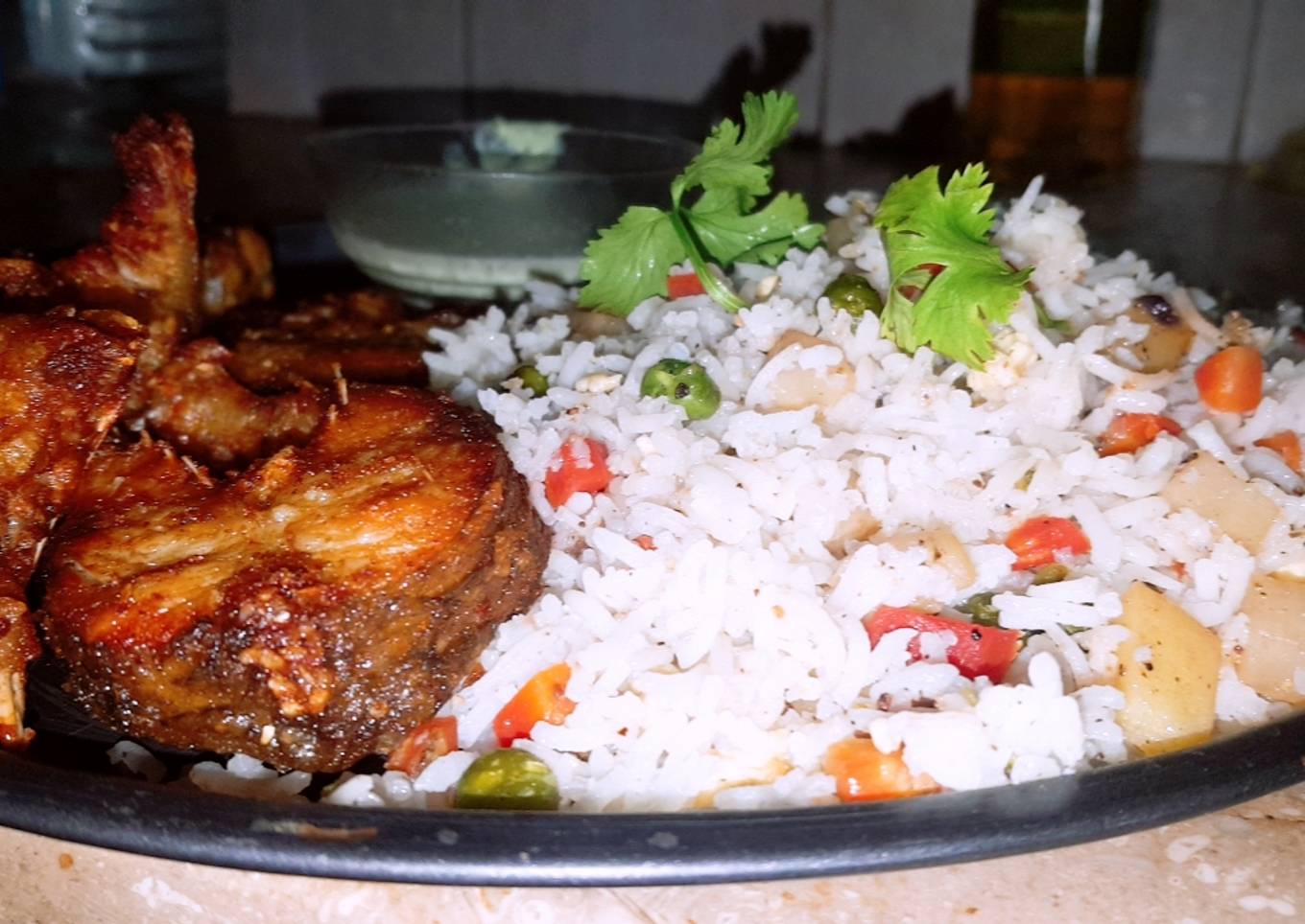 Fried rice with fry fish