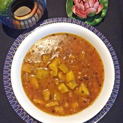 A picture of Sweet & Sour Raw Mango Chutney.