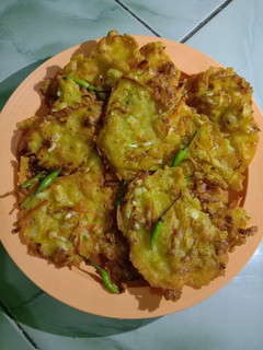 Foto resep Bakwan Sayur Spesial Kaldu Ayam