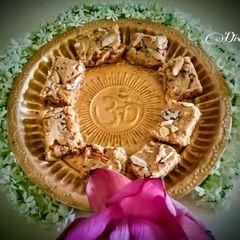 A picture of Milk Powder Burfi.