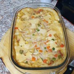 A picture of Tuna Cheesy Casserole.