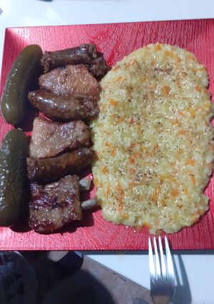 O poză a rețetei Orez cu legume și carne la garnita.