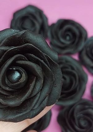 A picture of Chocolate flowers.