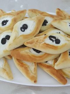 صورة لوصفة فطاير مكس جبنة ولبنة تركية 😋
