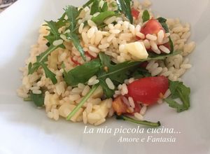 Foto di Insalata di riso con rucola, provola e pomodorini
