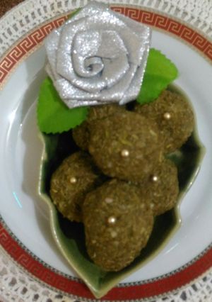 A picture of Saunf Almond Misri Ladoo.