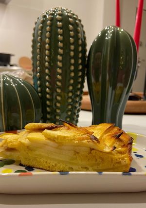 Foto di Torta di mele invisibile e cremosa