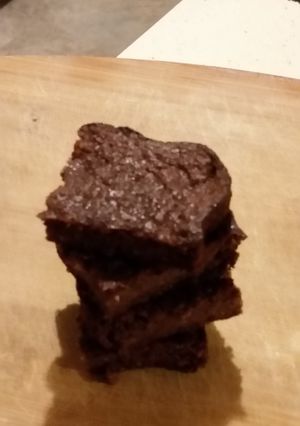 A picture of No fat no sugar oat flour cake.