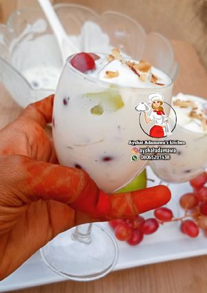 A picture of Yogo fruit.