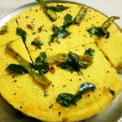 A picture of Dhokla.