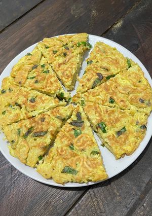 Foto resep Omelette mie simpel