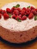 Chiffon cake con crema di lamponi