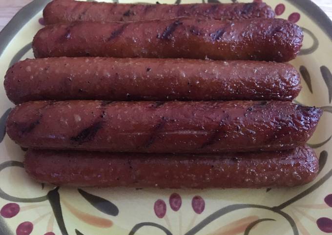 Smoked hot dogs