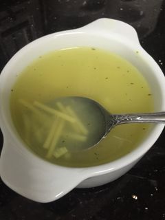 صورة لوصفة شوربة المعكرونة
