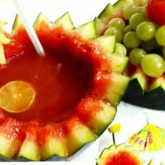 A picture of Watermelon and grapes Juice.