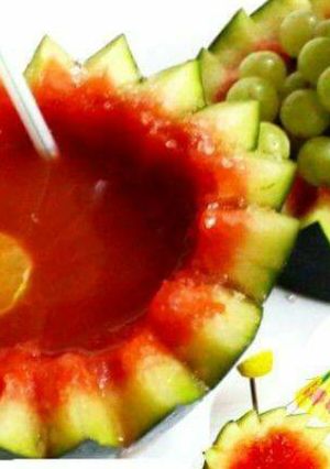 A picture of Watermelon and grapes Juice.