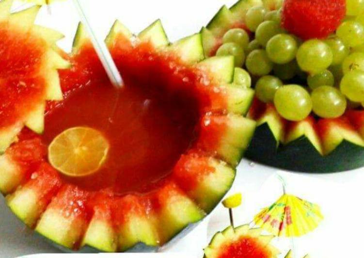 Recipe of Perfect Watermelon and grapes Juice