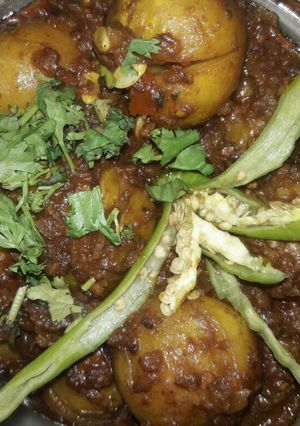 A picture of Stuffed tinda.
