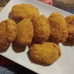 Una foto de Nuggets caseros de atún y queso crema 😋