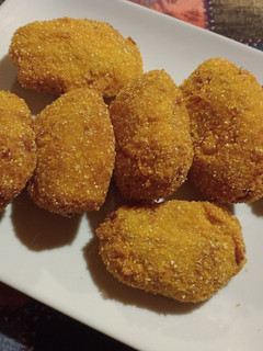 Una foto de Nuggets caseros de atún y queso crema 😋