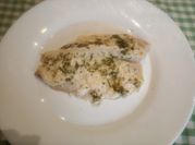 Una foto de seco de tilapia