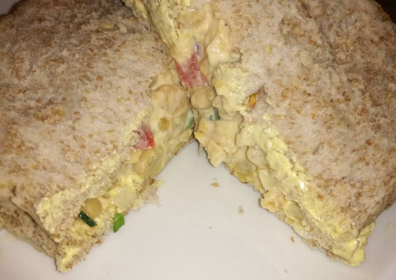 Vegan "tuna" salad sarmie