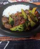 Carne salteada con Verduras