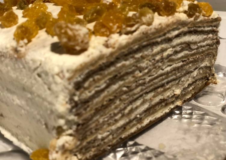 Négyszögletes, túrós palacsinta torta