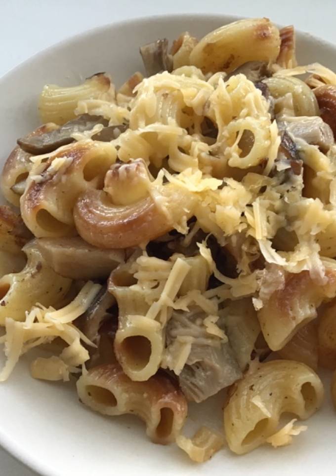 Макарони з грибами