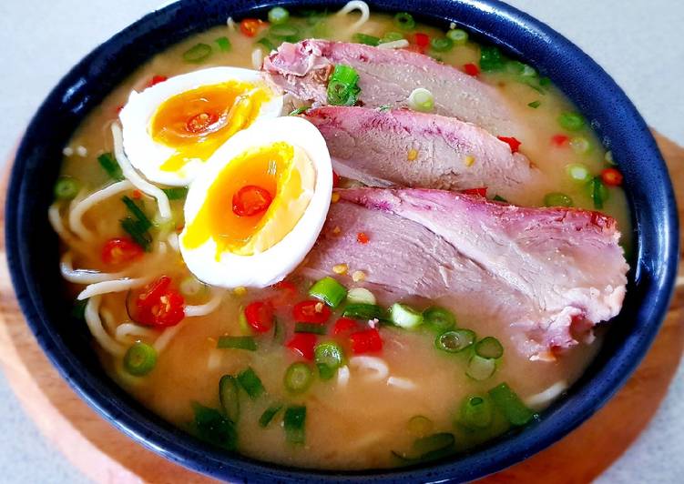 Recipe of Speedy Pork Ramen Noodles with Miso Soup