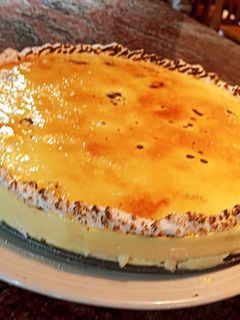Una foto de Tarta de crema catalana